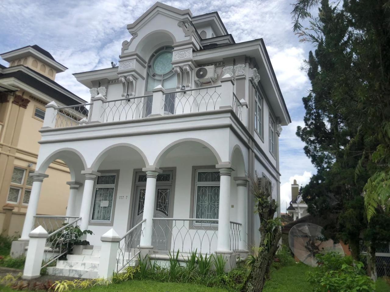 Eton Asia Villas-Kota Bunga Puncak Eksteriør bilde