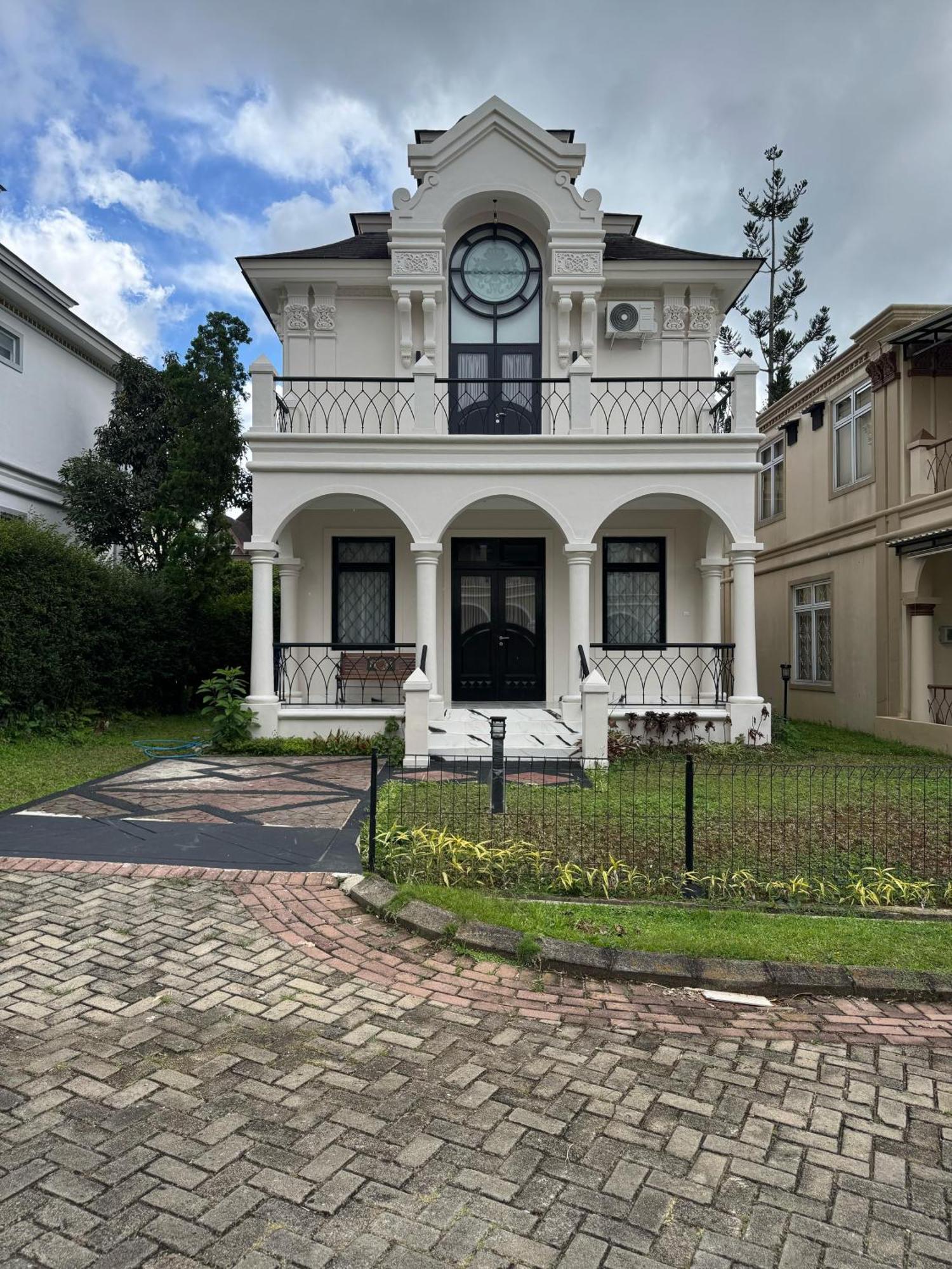 Eton Asia Villas-Kota Bunga Puncak Eksteriør bilde